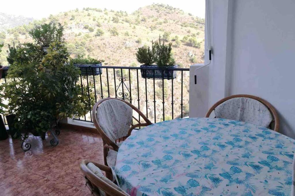 Precioso Apartamento De Dos Plantas Con Vistas Frigiliana Dış mekan fotoğraf